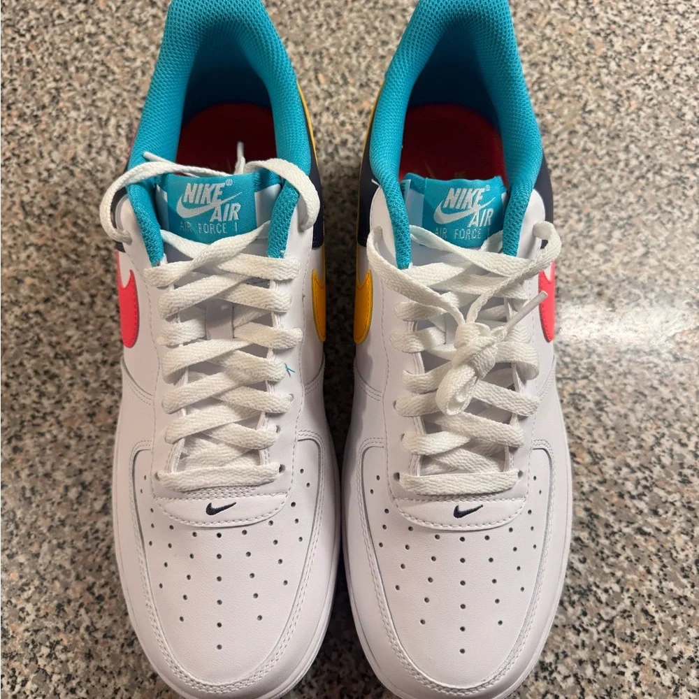 Nike Air Force 1 '07 Shoes Men Size 11.5 White Thunder Blue Pink HF4849-100 New - Picture 5 of 9